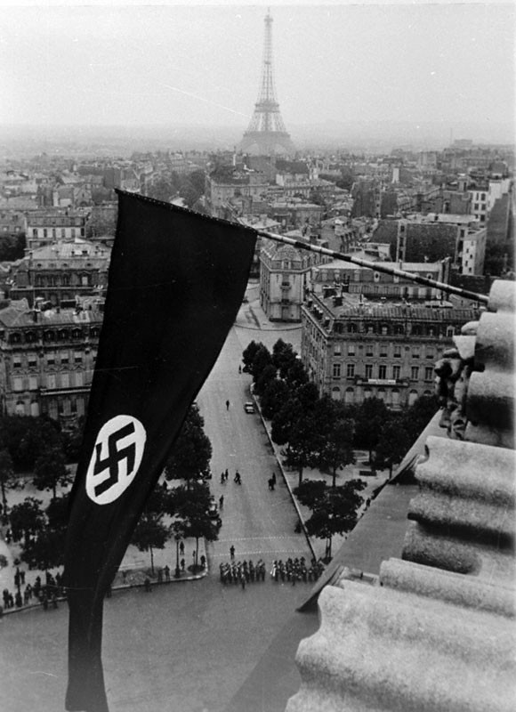 nazi_paris_1940.jpg